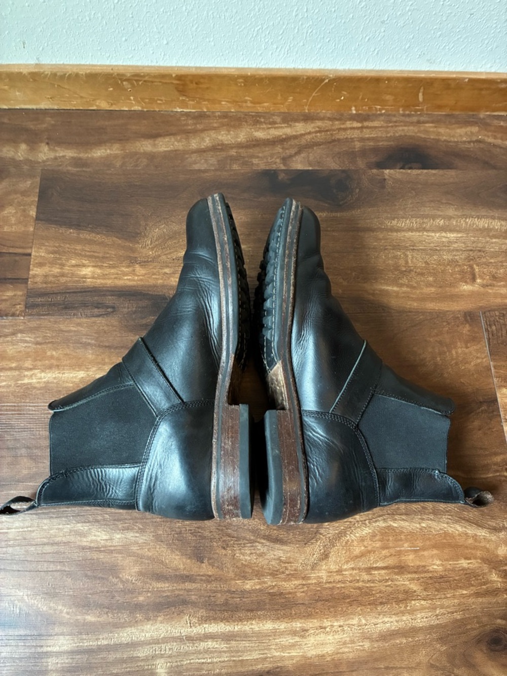 Men's Frye Wilson Engineer Chelsea Boots in Black (Size:7.5) - Picture 7 of 16